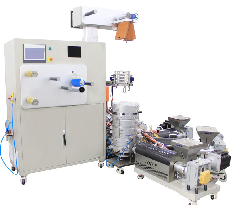 小型精密三层共挤吹膜机